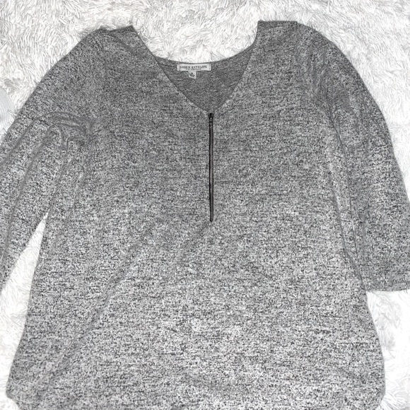 Tee - Picture 1 of 3